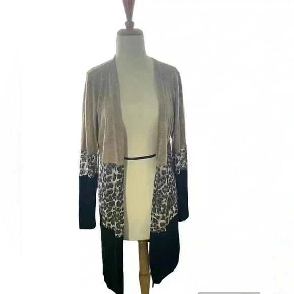 Daytrip Long open front cardigan sweater great condition color Tan Leapord Black - Picture 1 of 7